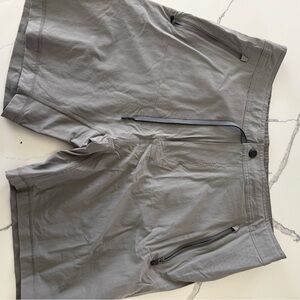 Mack Weldon golf shorts large